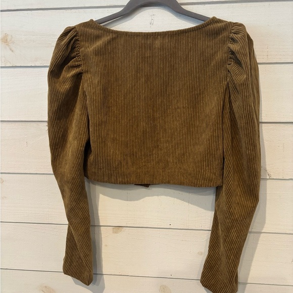 Zara Camel color Corduroy Buttoned Crop Top in size small. - Picture 6 of 12
